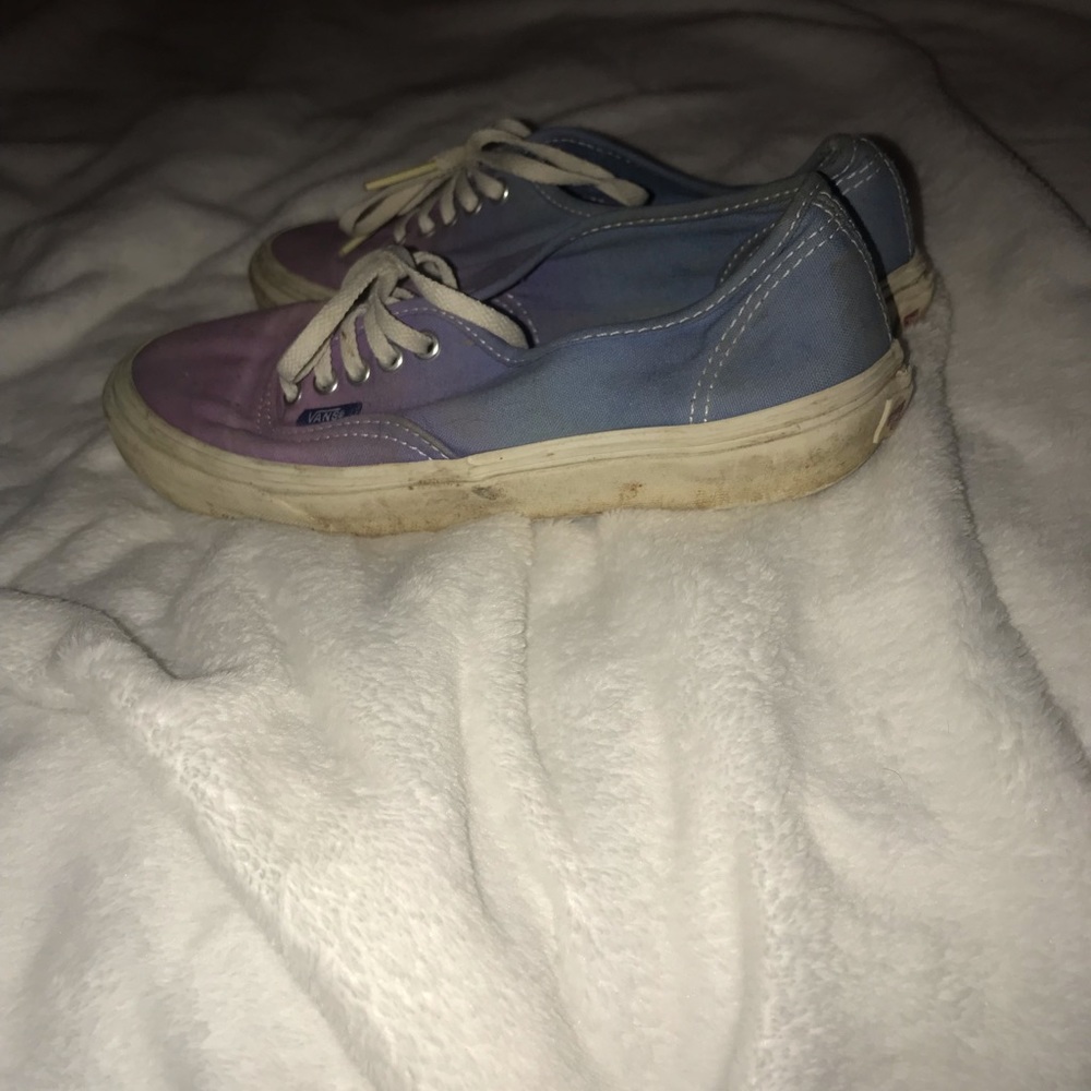 Vans - Picture 4 of 4